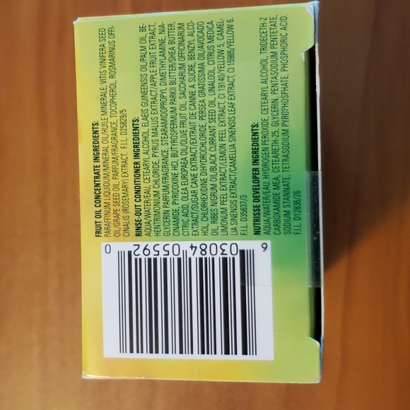 Garnier Nutrisse #415 Soft Mahogany Dark Brown Nourishing Color Creme - Picture 6 of 6